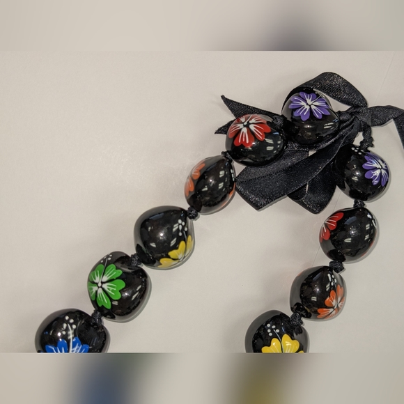 HAWAIIAN NUT BEAD RAINBOW COLORED TIE LONG NECKLACE - Picture 2 of 6